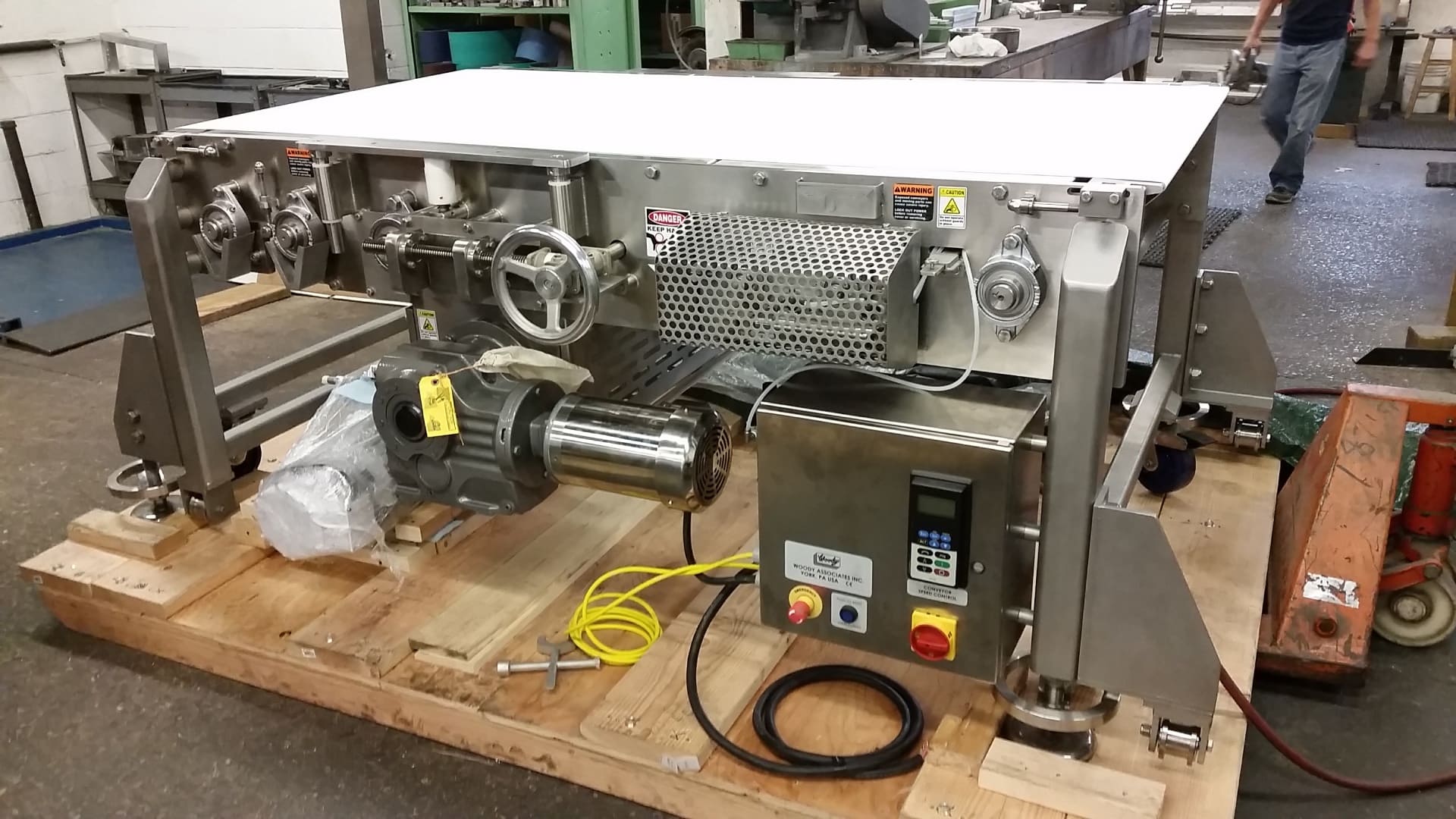Custom Conveyer (1) (1)